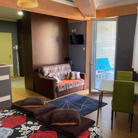 Apartman Aischa Nova Varos Luaran gambar