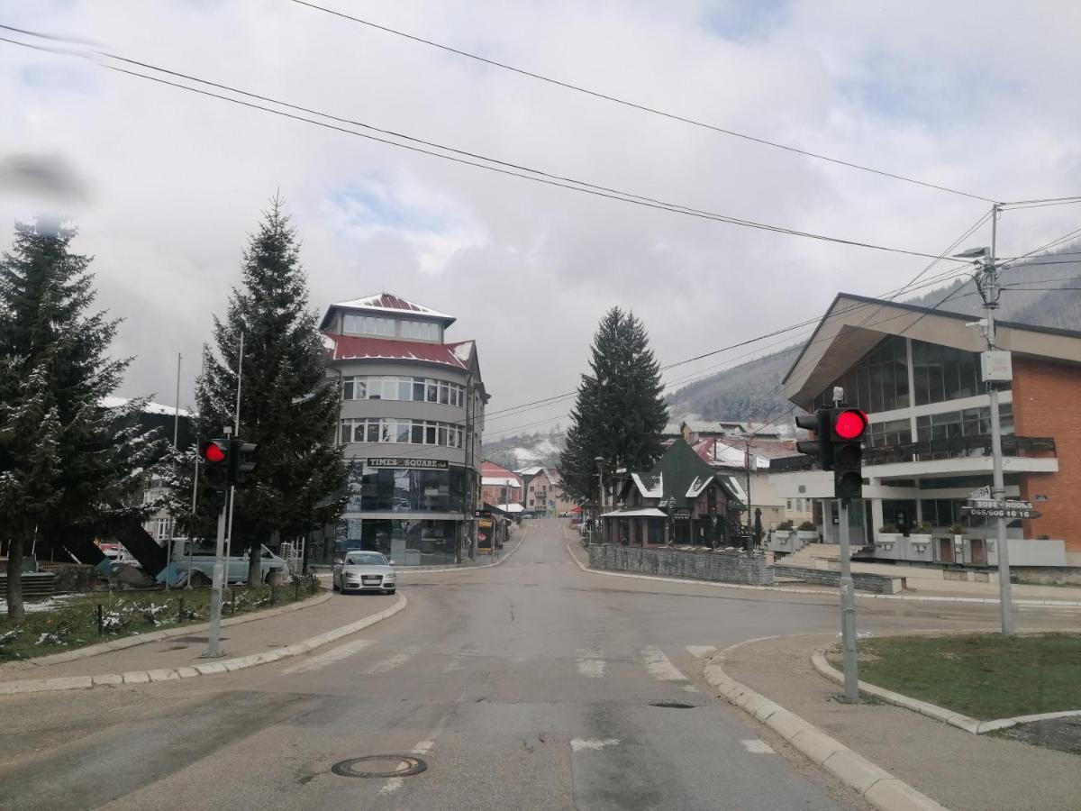 Apartman Aischa Nova Varos Luaran gambar